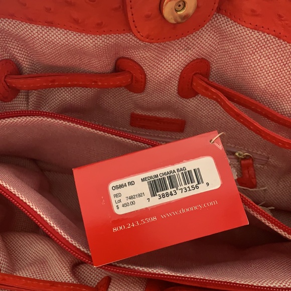 Like new Dooney and Bourke medium chairs bag - Picture 4 of 4